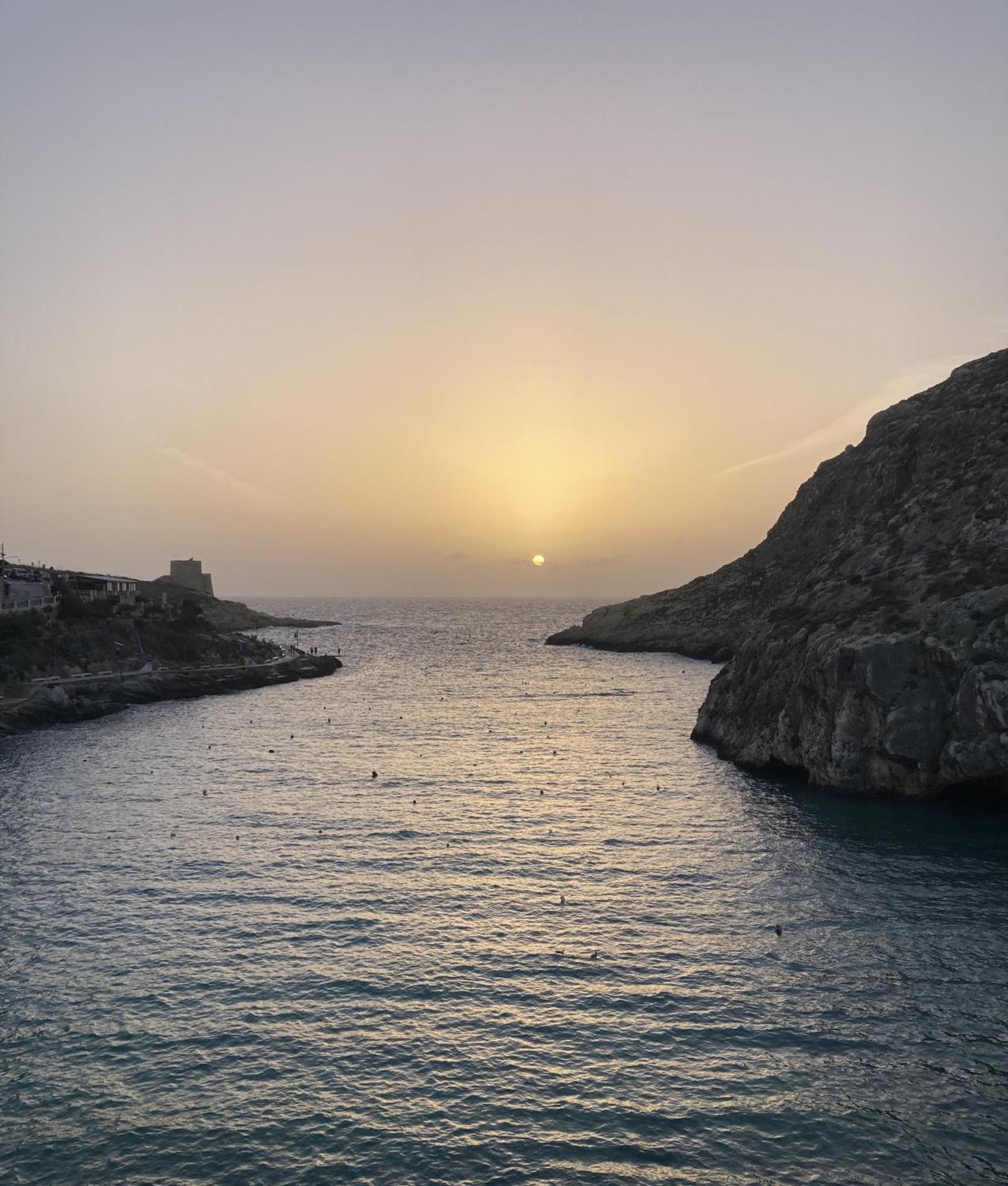 Apartment Seafront Duplex Penthouse With Terrace Overlooking Bay Xlendi